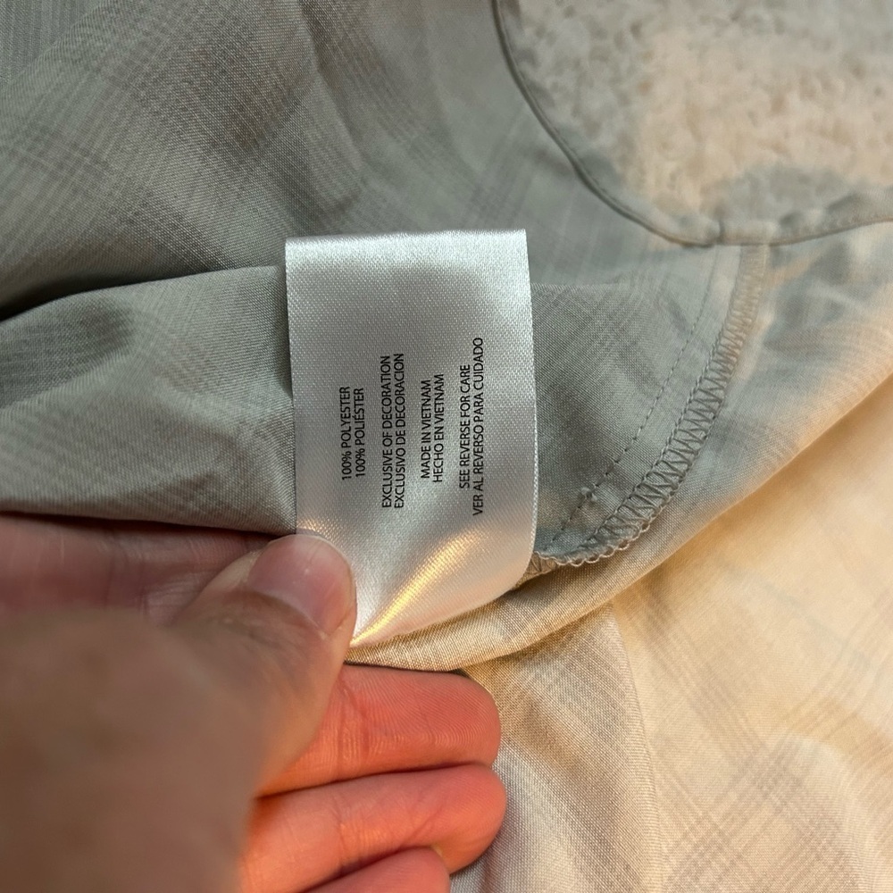 Orvis beige Casual Button Down Shirt Classic Fit - Picture 6 of 6